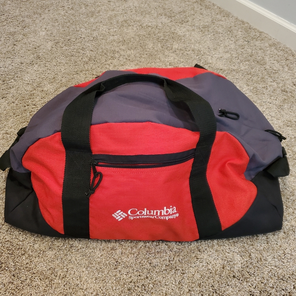 Columbia Red/Black/Gray Duffle Bag
